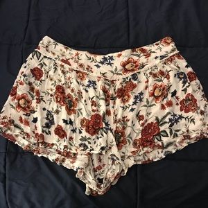 American eagle size XL floral shorts